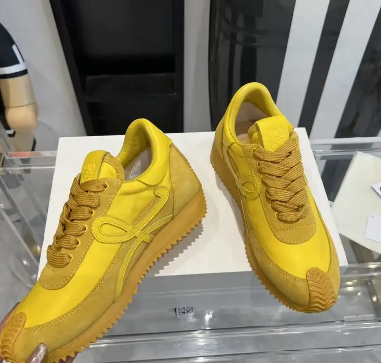 hype Loewe Sneakers