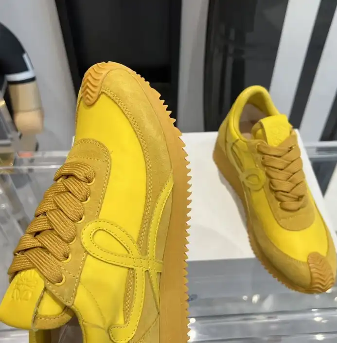 hype Loewe Sneakers