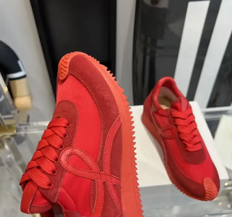 hype Loewe Sneakers