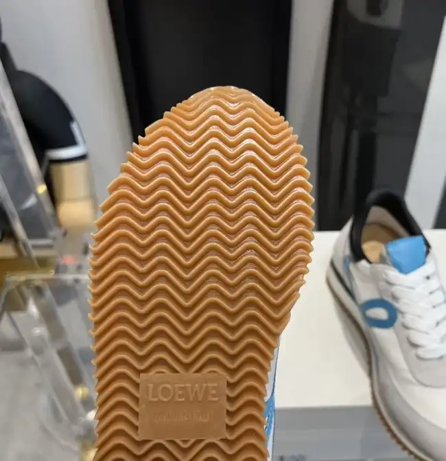 hype Loewe Sneakers