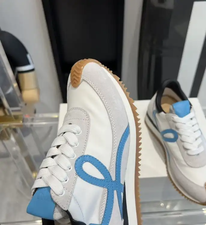 hype Loewe Sneakers