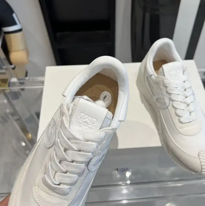 hype Loewe Sneakers