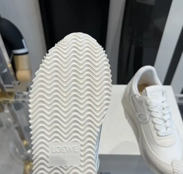 hype Loewe Sneakers