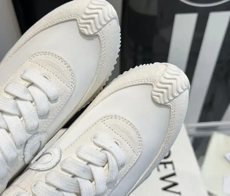 hype Loewe Sneakers