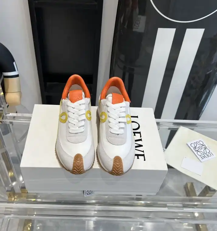 hype Loewe Sneakers