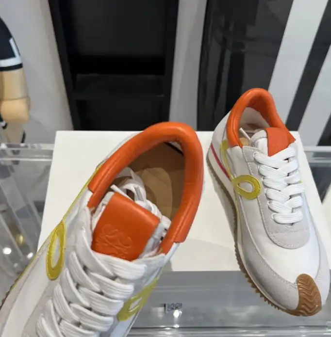 hype Loewe Sneakers