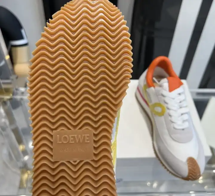 hype Loewe Sneakers