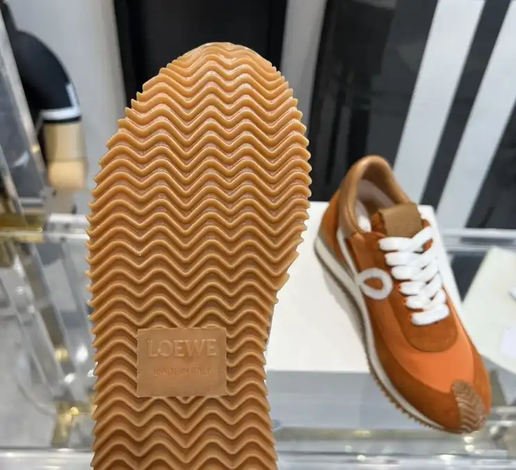 hype Loewe Sneakers