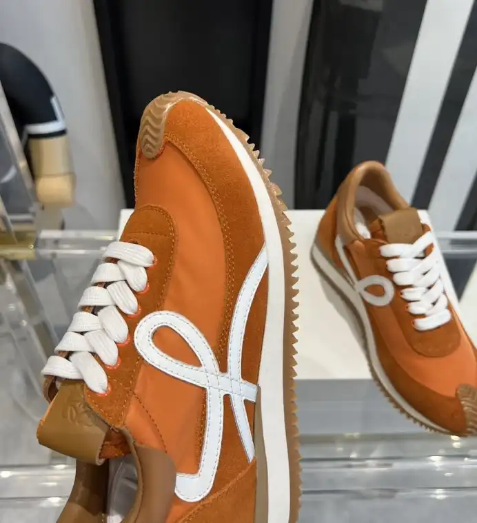 hype Loewe Sneakers