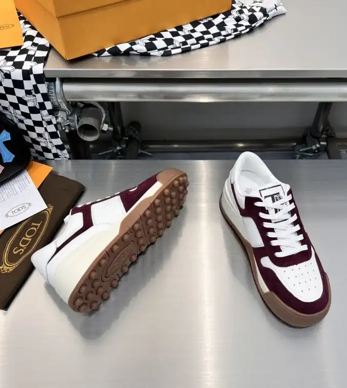 hype Louis Vuitton Sneakers