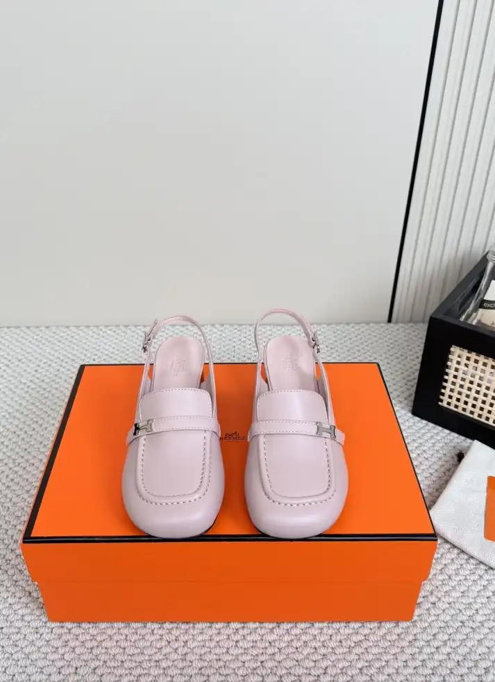 hype Hermes Sandals