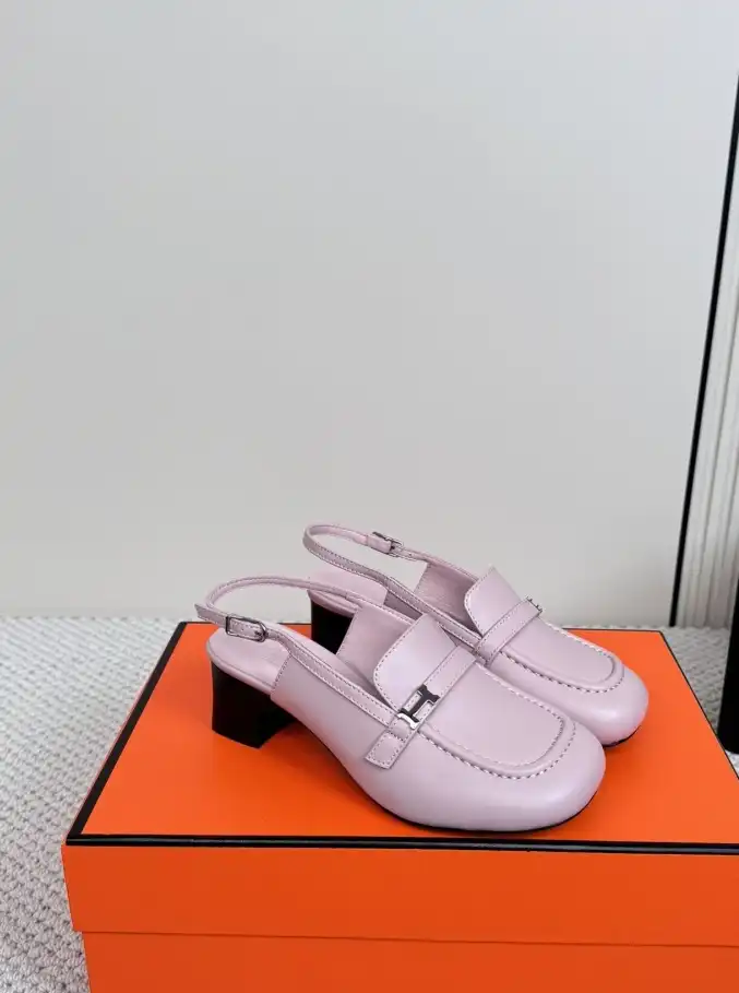 hype Hermes Sandals