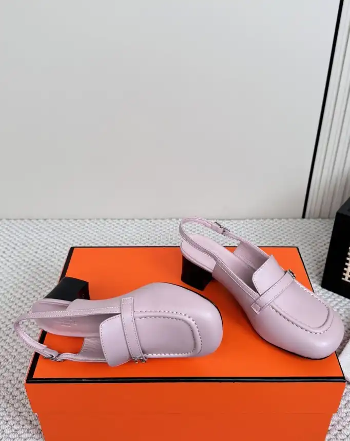 hype Hermes Sandals