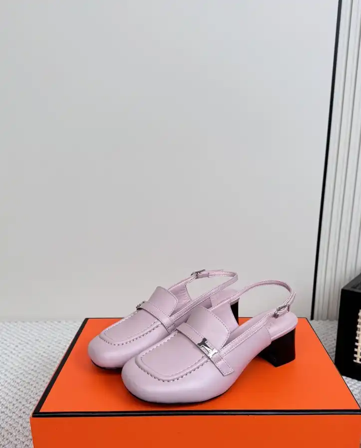 hype Hermes Sandals