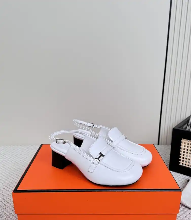 hype Hermes Sandals