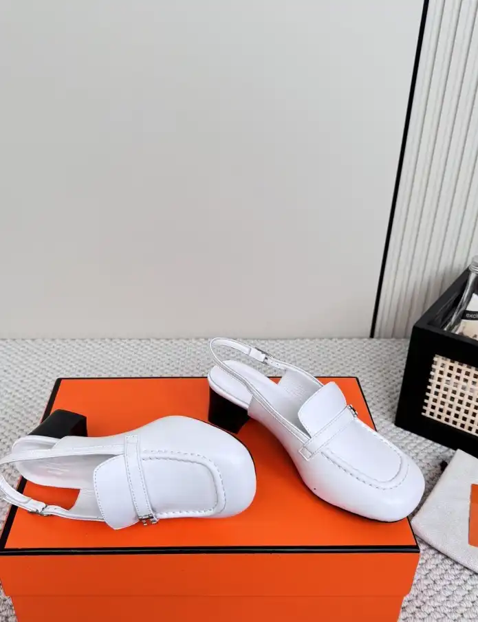 hype Hermes Sandals