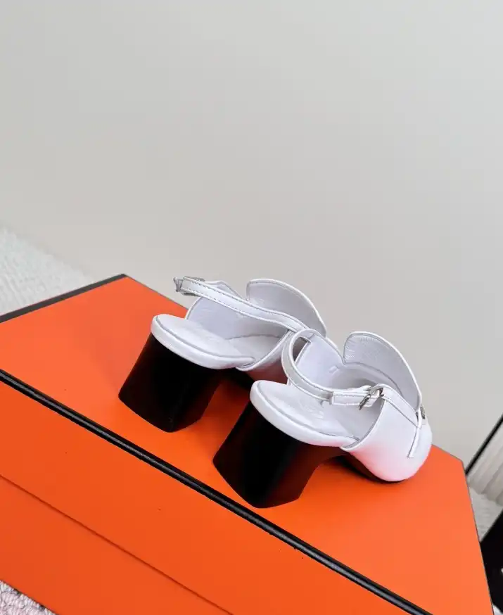 hype Hermes Sandals