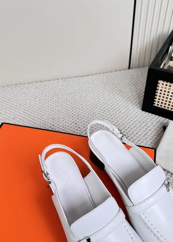 hype Hermes Sandals