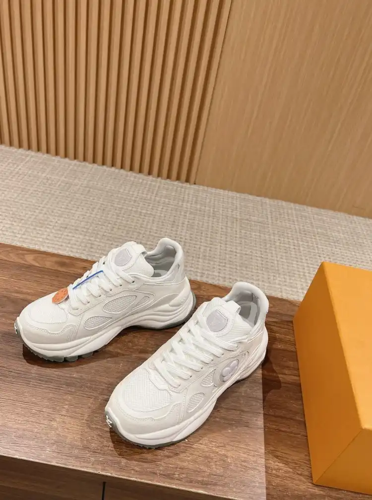 hype Louis Vuitton Sneakers