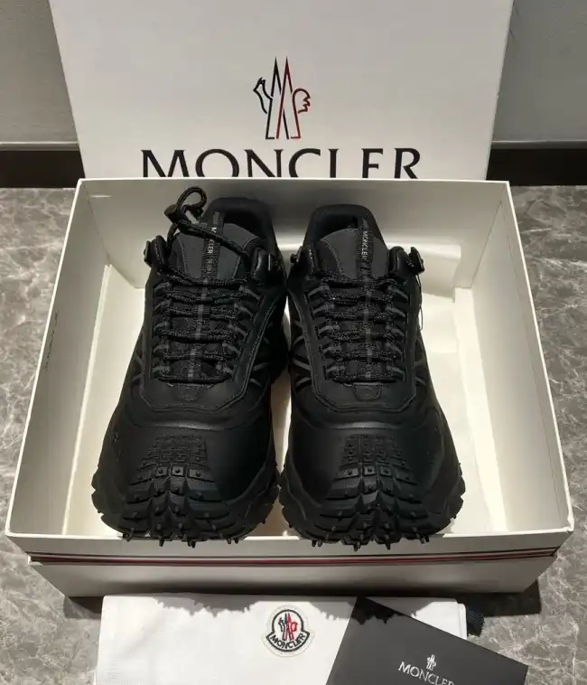 hype Moncler Sneakers