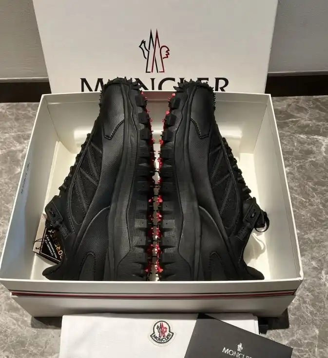 hype Moncler Sneakers