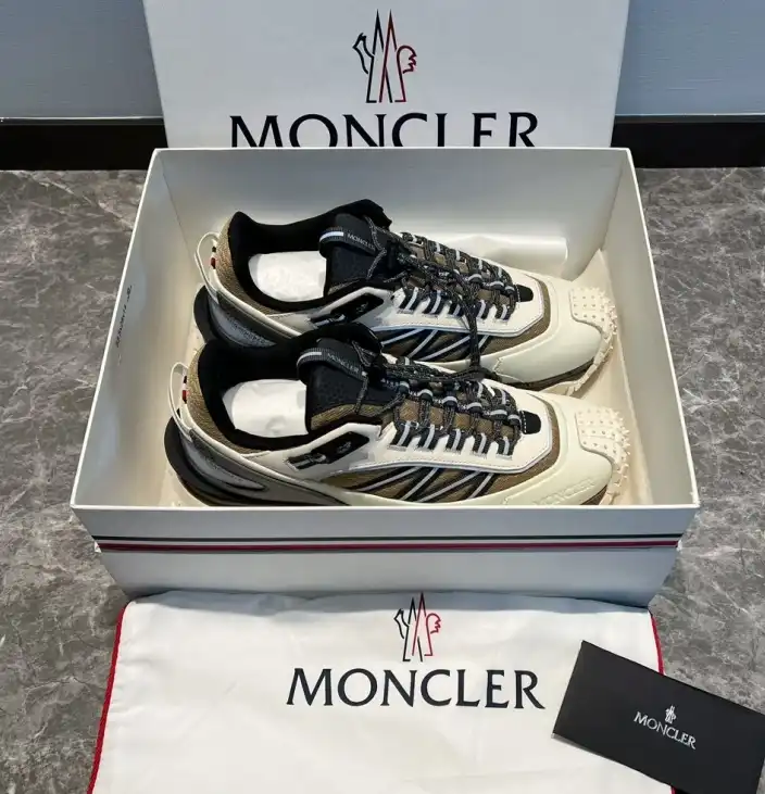 hype Moncler Sneakers