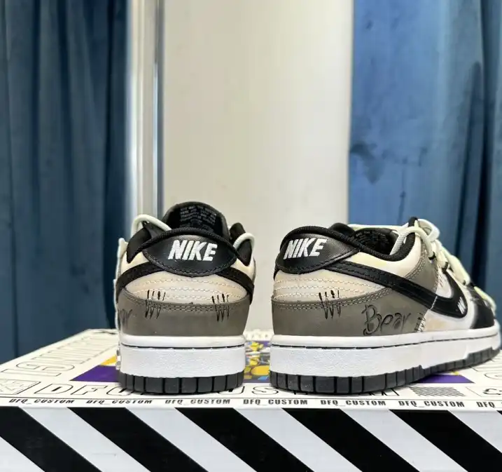 hype Nike Sneakers