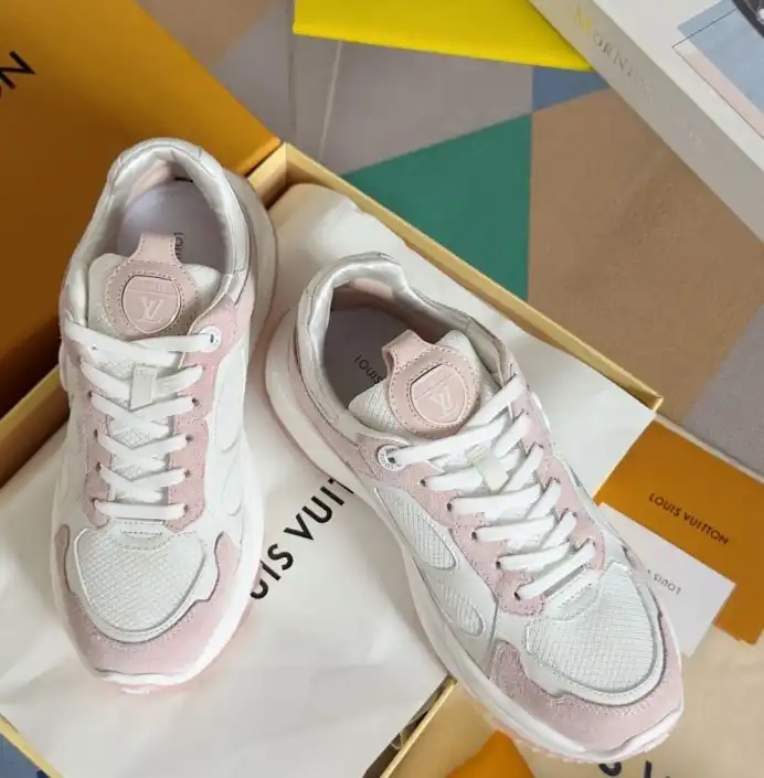 hype Louis Vuitton Sneakers