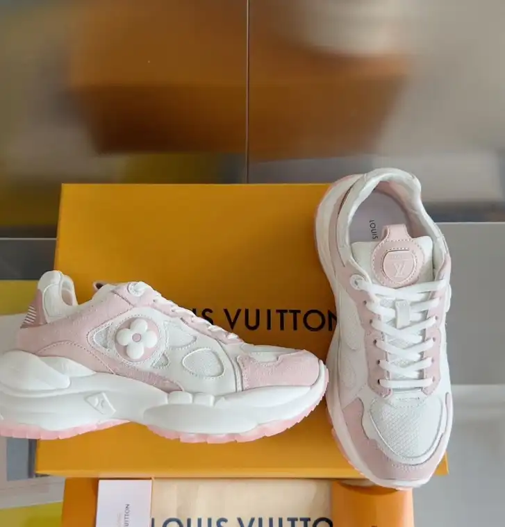 hype Louis Vuitton Sneakers