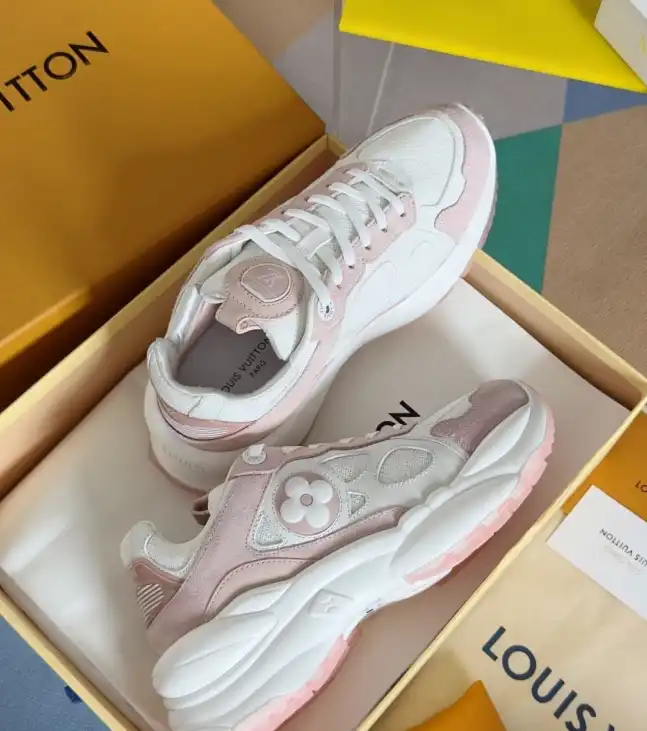 hype Louis Vuitton Sneakers