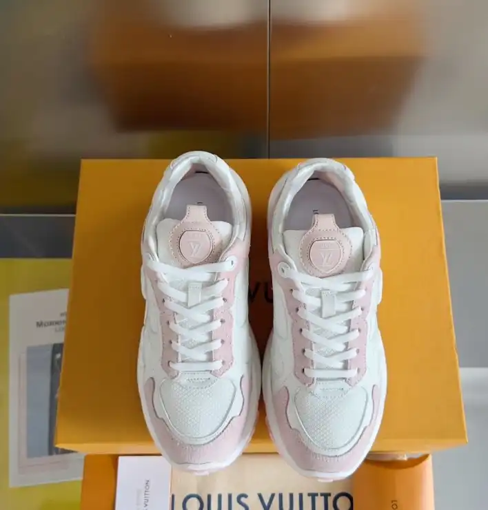 hype Louis Vuitton Sneakers