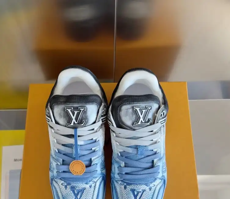 hype Louis Vuitton Sneakers