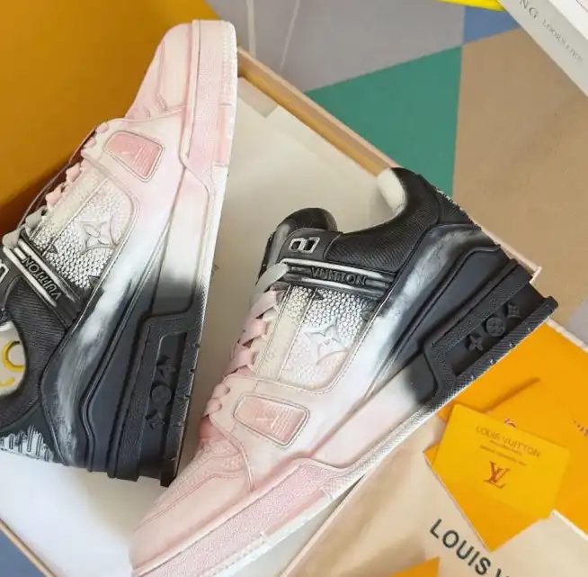 hype Louis Vuitton Sneakers