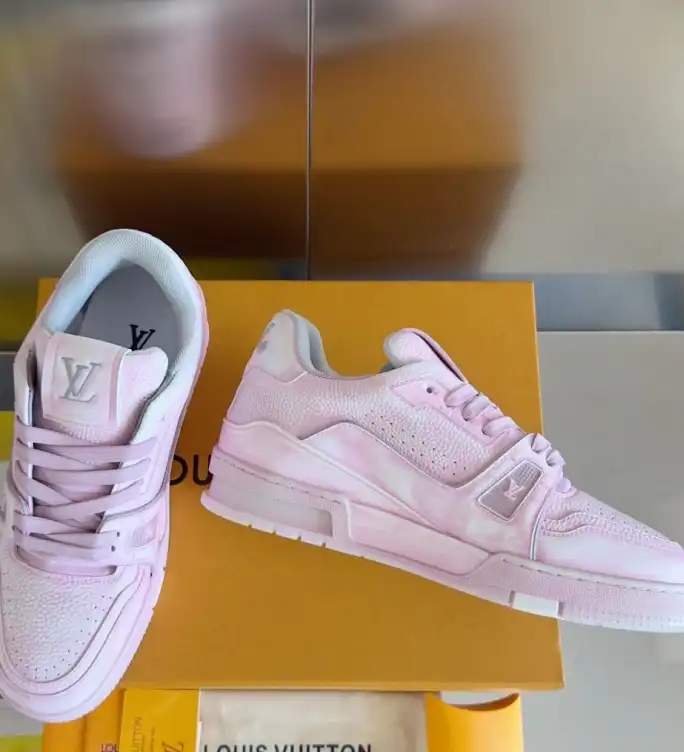 hype Louis Vuitton Sneakers