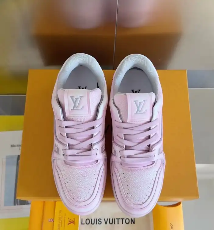 hype Louis Vuitton Sneakers