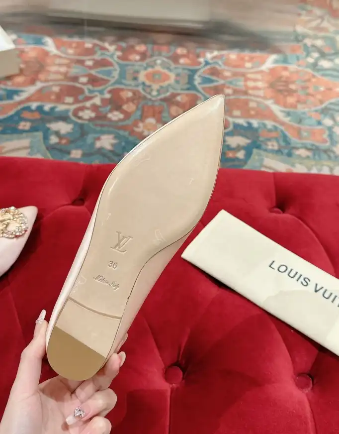 hype LV flat shoes