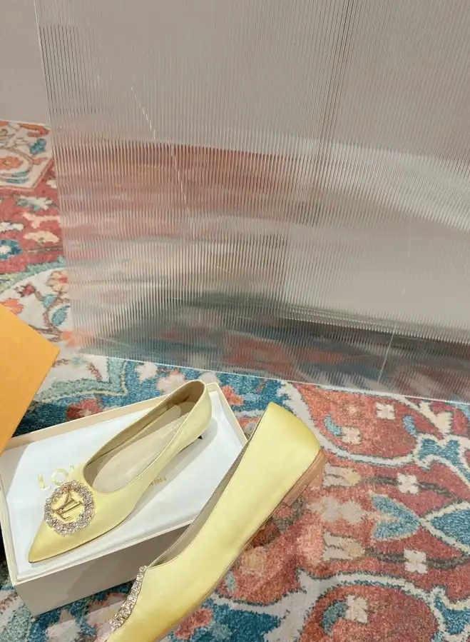 hype LV flat shoes