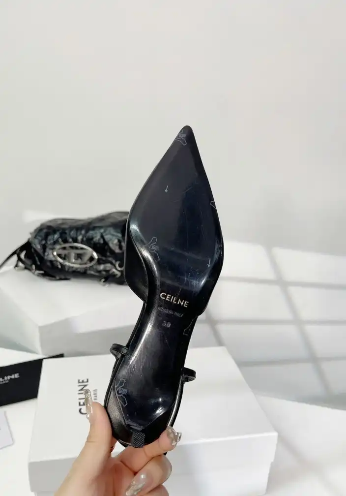 hype Chanel High Heels