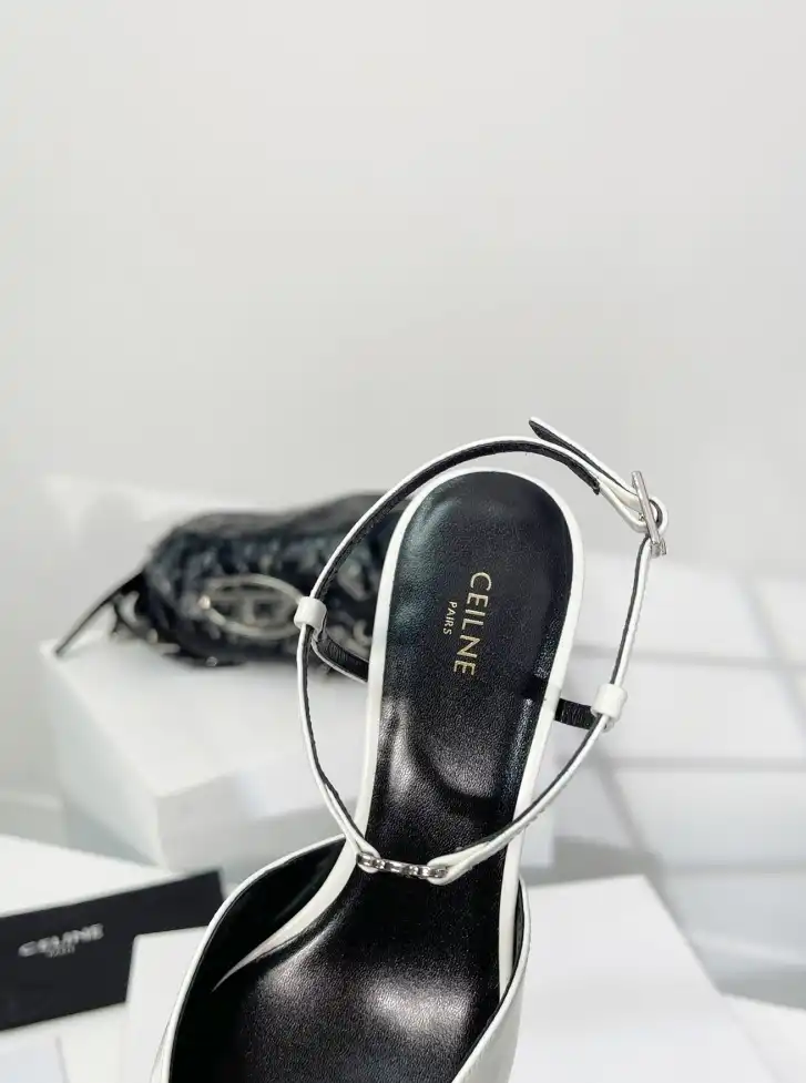 hype Chanel High Heels