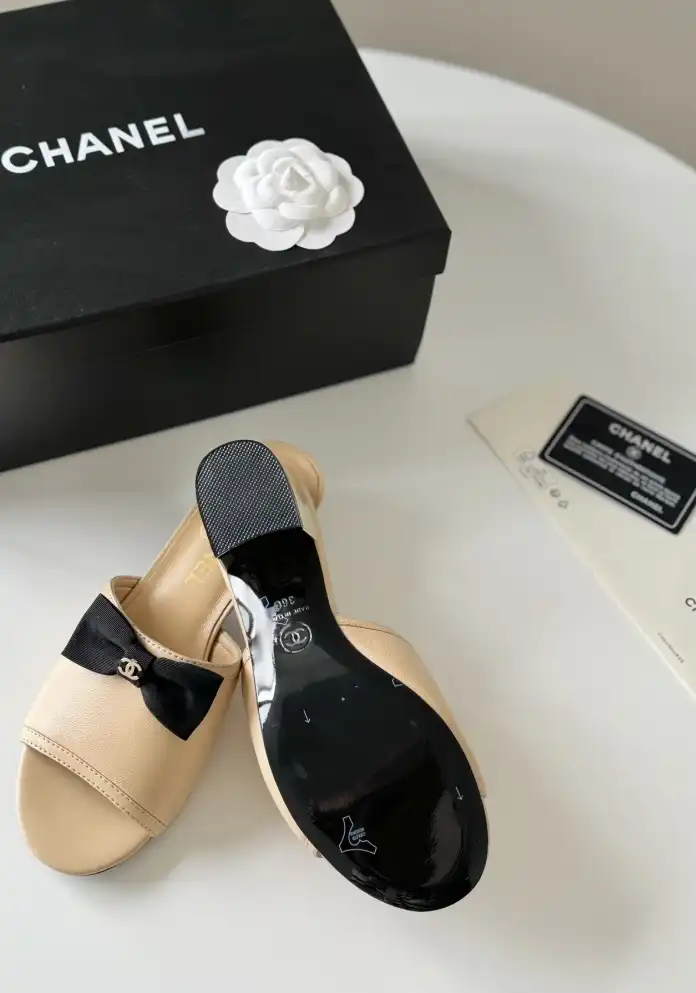 hype Chanel High Heels