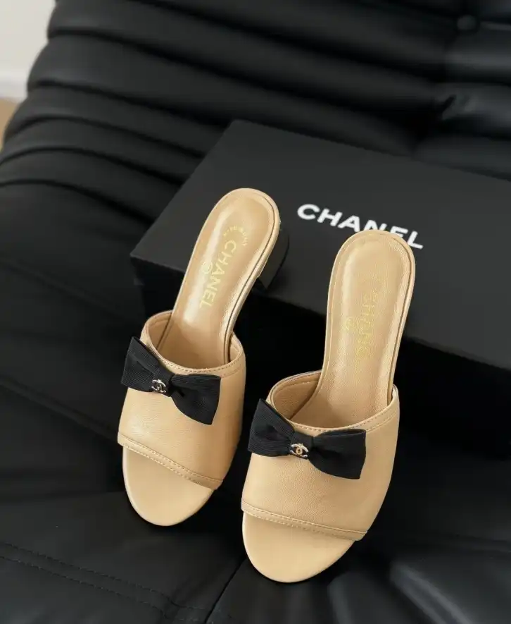 hype Chanel High Heels