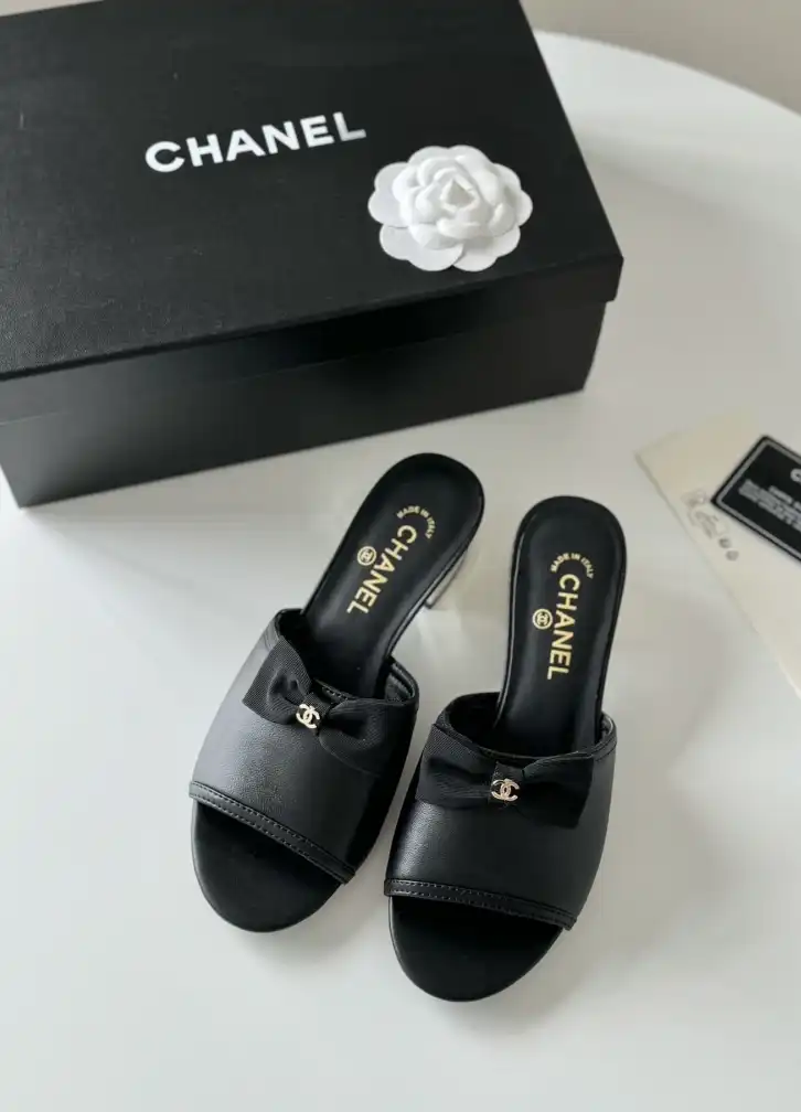 hype Chanel High Heels