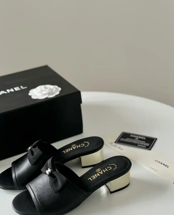 hype Chanel High Heels