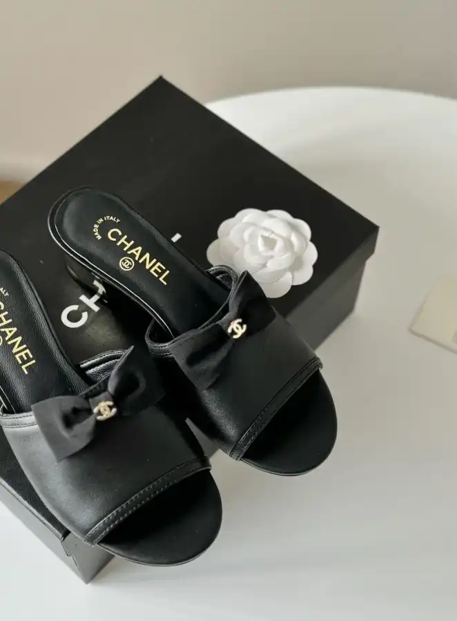 hype Chanel High Heels