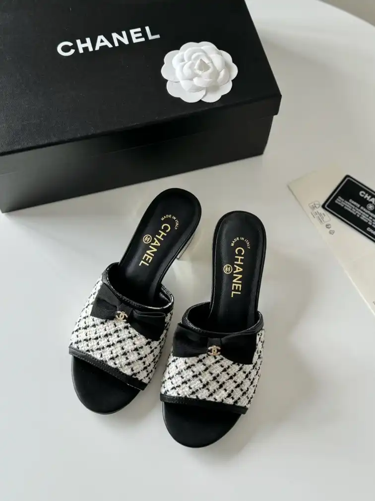 hype Chanel High Heels