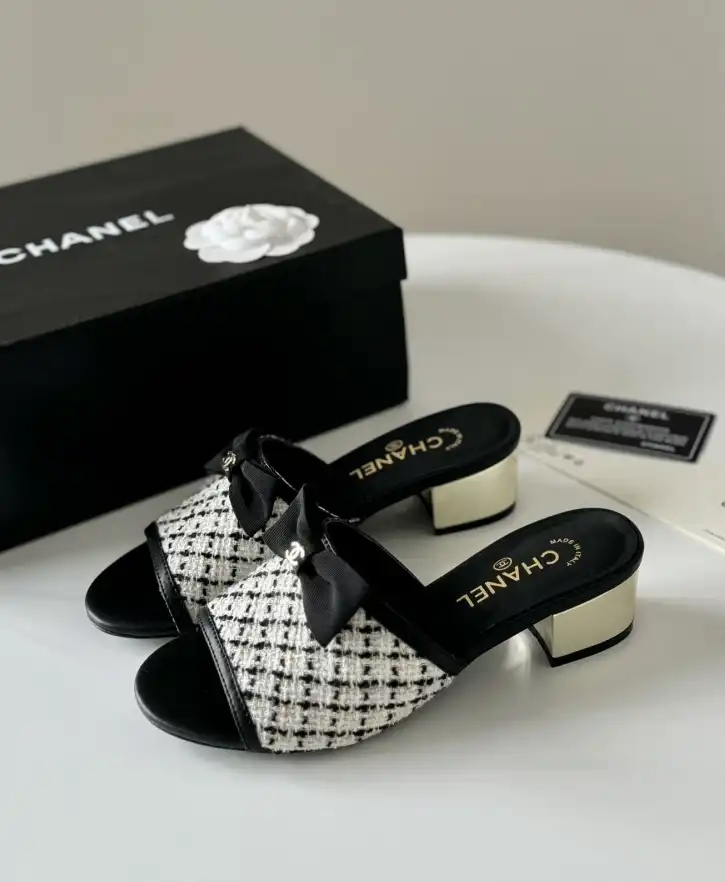 hype Chanel High Heels