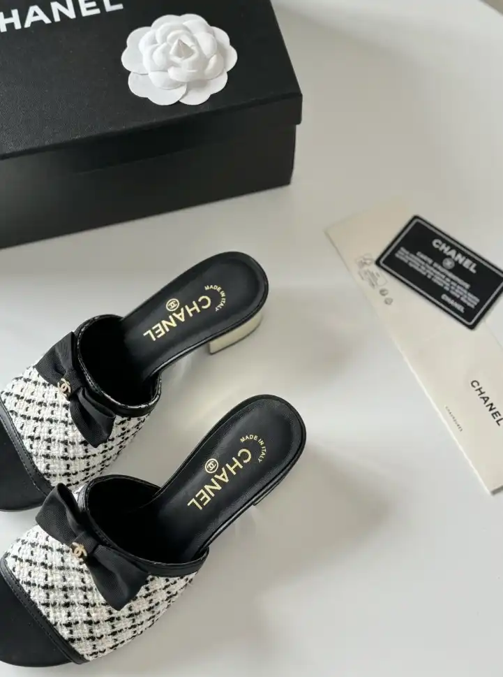 hype Chanel High Heels