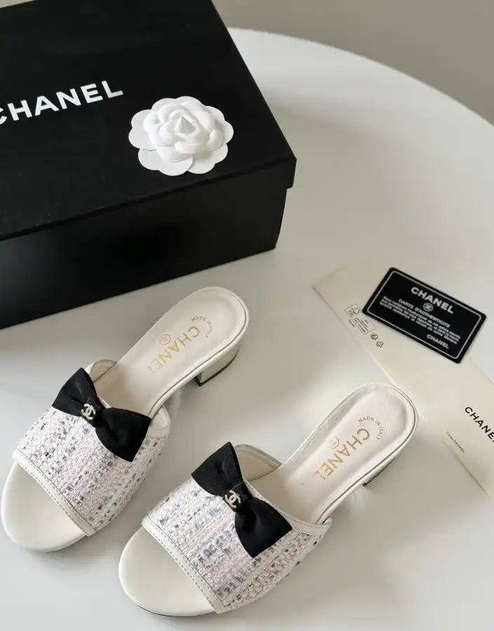 hype Chanel High Heels