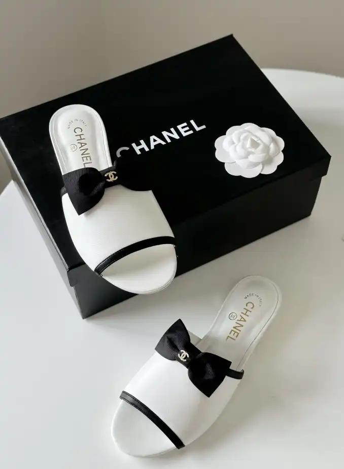 hype Chanel Slippers