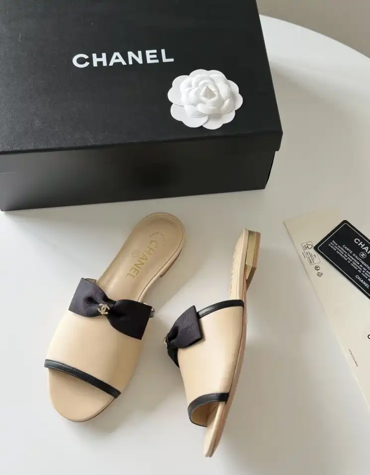 hype Chanel Slippers